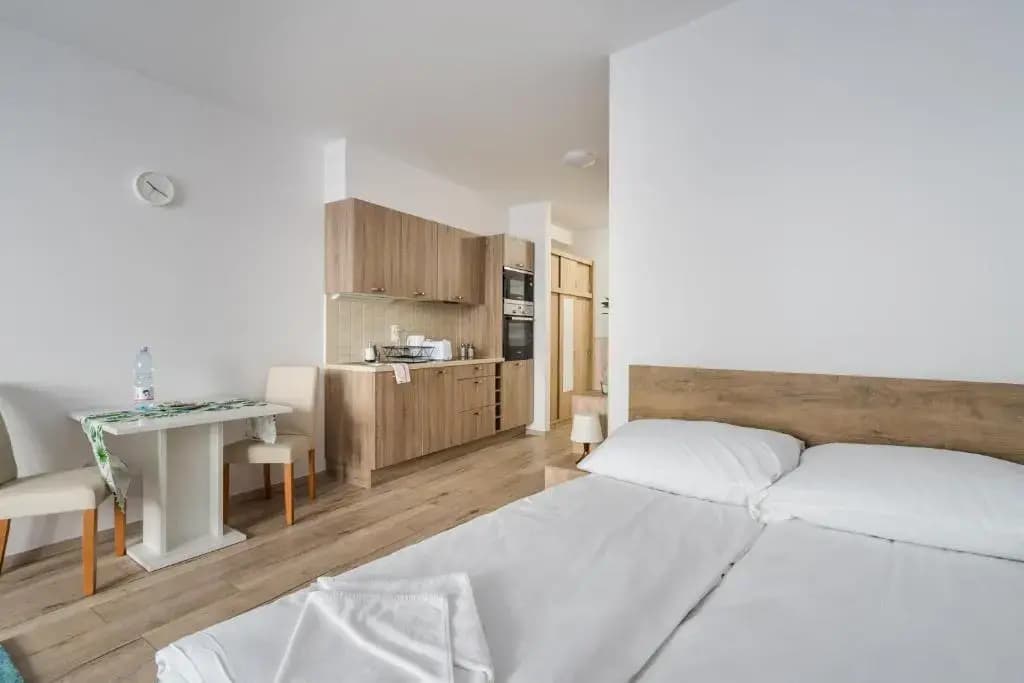 BpR Brody Street Home - photo 6
