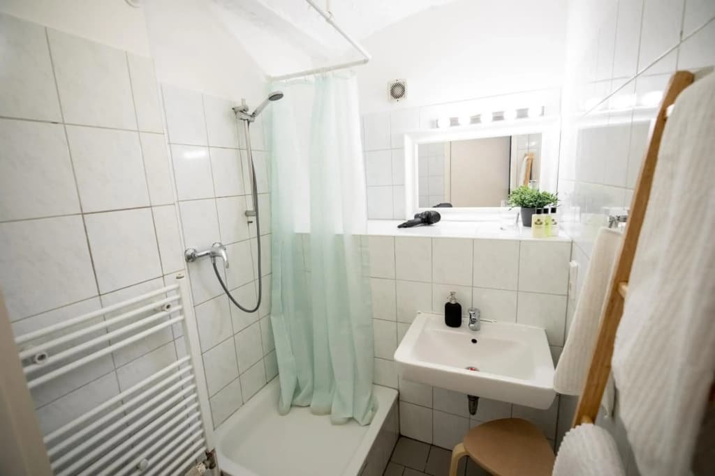 City Hideaway with Terrace - photo 7