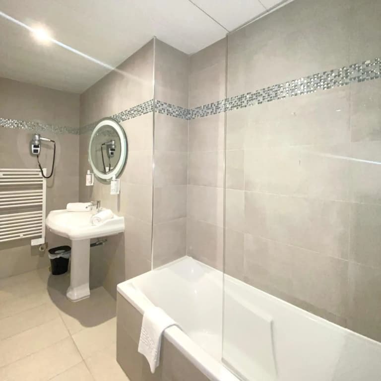 Hôtel Le Royal - photo 34