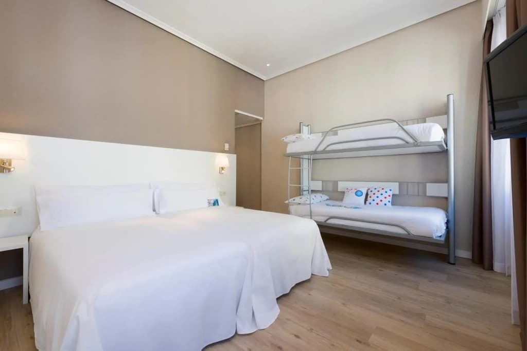 Hotel Madrid Gran Via 25 Affiliated by Meliá - photo 45