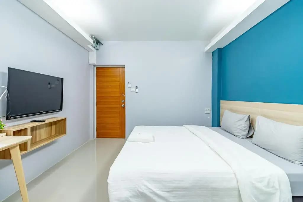 Your Place Hotel - photo 4