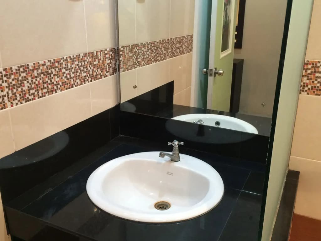 Sri Ratu Hotel - photo 8