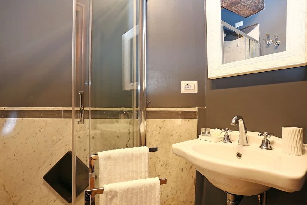 The Palazzetto Suites - photo 7