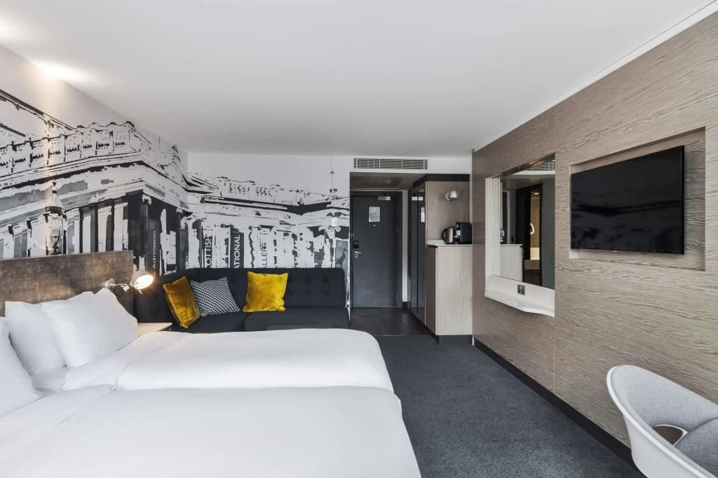 Radisson Blu Hotel, Edinburgh City Centre - photo 4