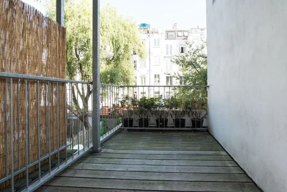 Ruby van Gogh Apartments - photo 17