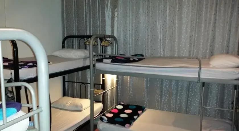 Jalan Jalan Emas Guest House - photo 14