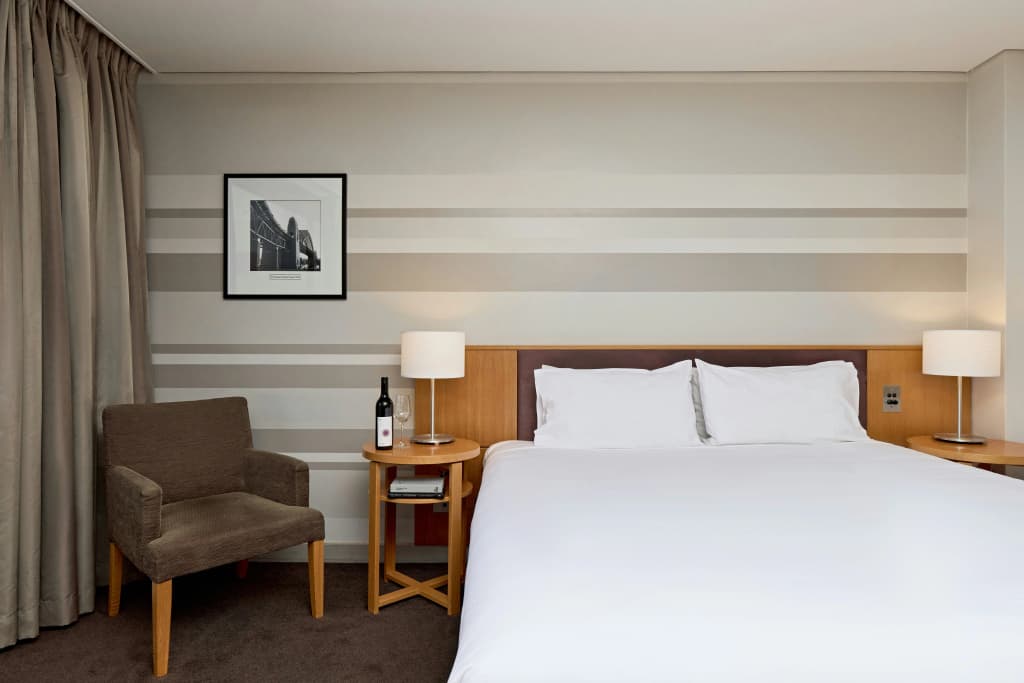 View Sydney ( North Sydney Harbourview Hotel) - photo 43