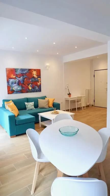 Warm & Spacious Apt in Athens - photo 15