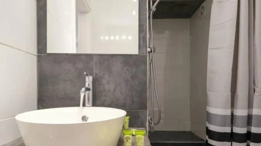 Wonderful Renovated Studio In Thisio - photo 10