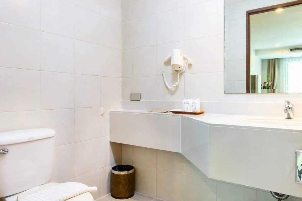 Lasalle Suites Hotel & Residence - photo 10