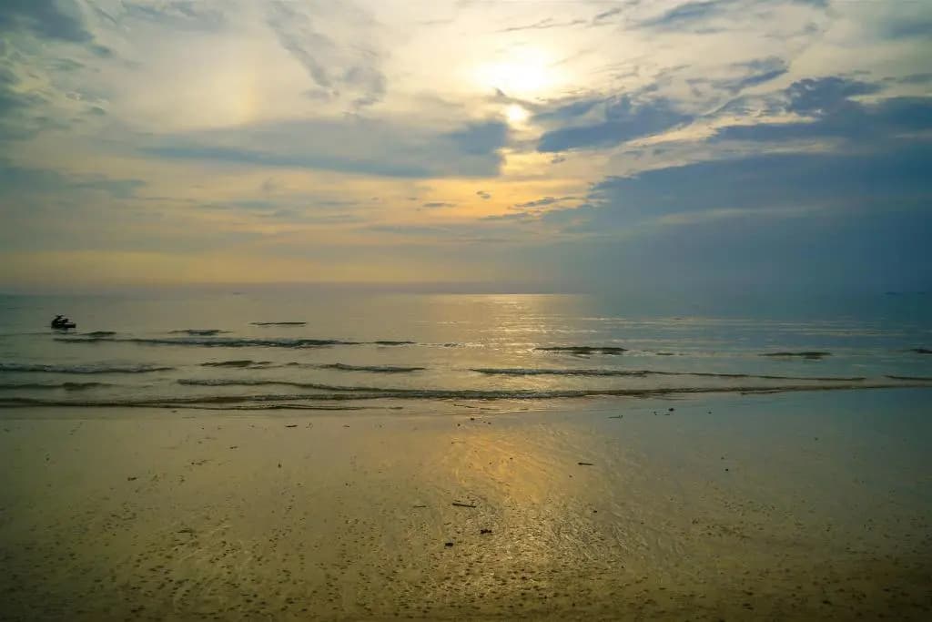 Pacific Regency Beach Resort Port Dickson - photo 16