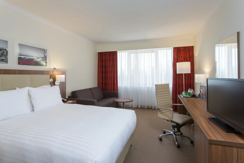 Plaza Premium Wien - photo 2