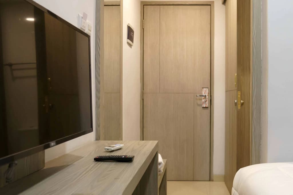 RedDoorz Plus @ Kemayoran 2 - photo 6