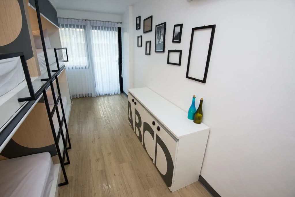 MonkeyNap Hostel - photo 13