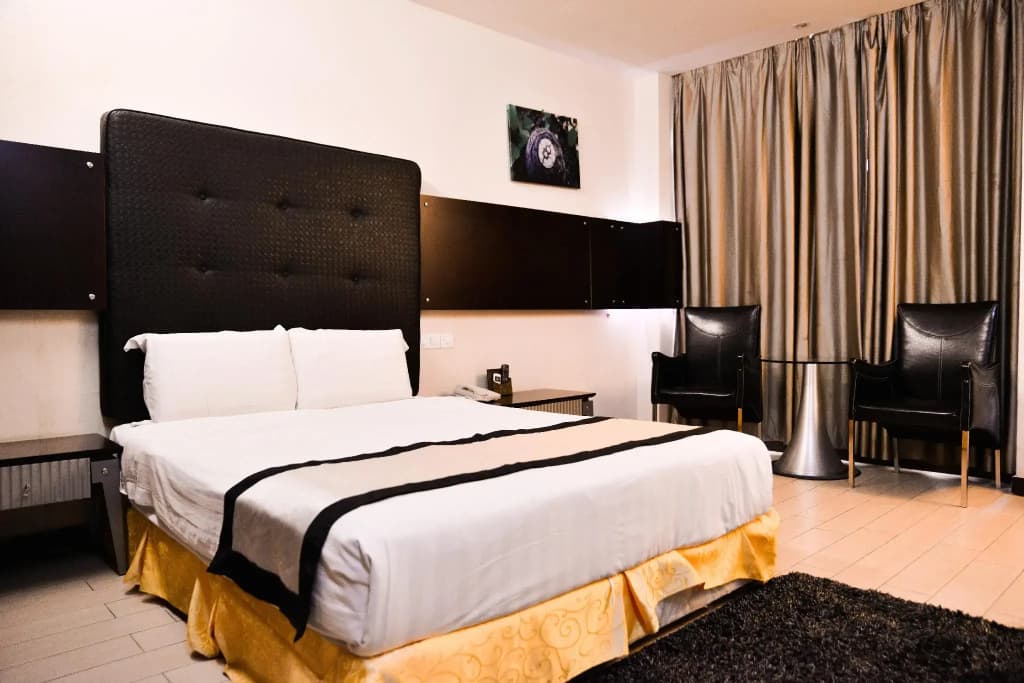 Shervinton Executive Boutique Hotel - photo 31