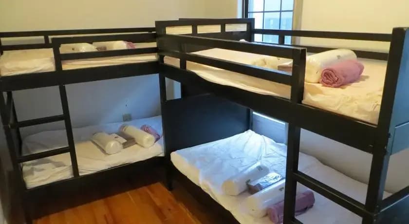 202 Hostel - photo 1