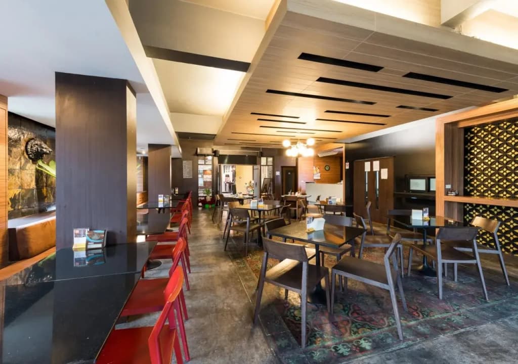 Q Hotel - photo 19