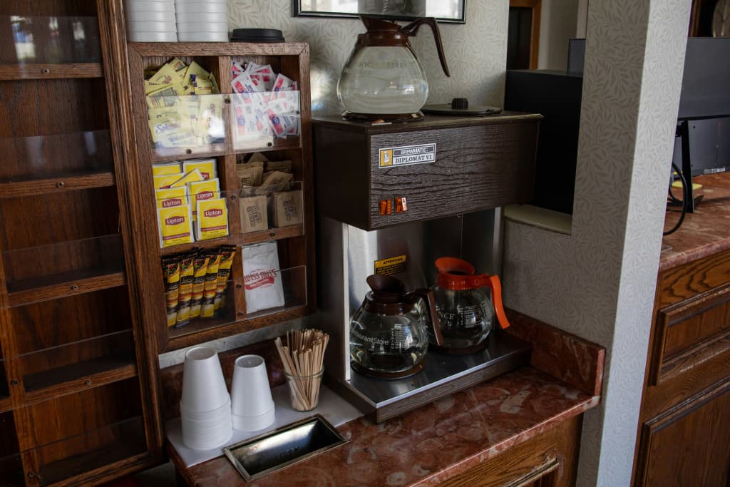 Pacific Heights Inn - photo 11