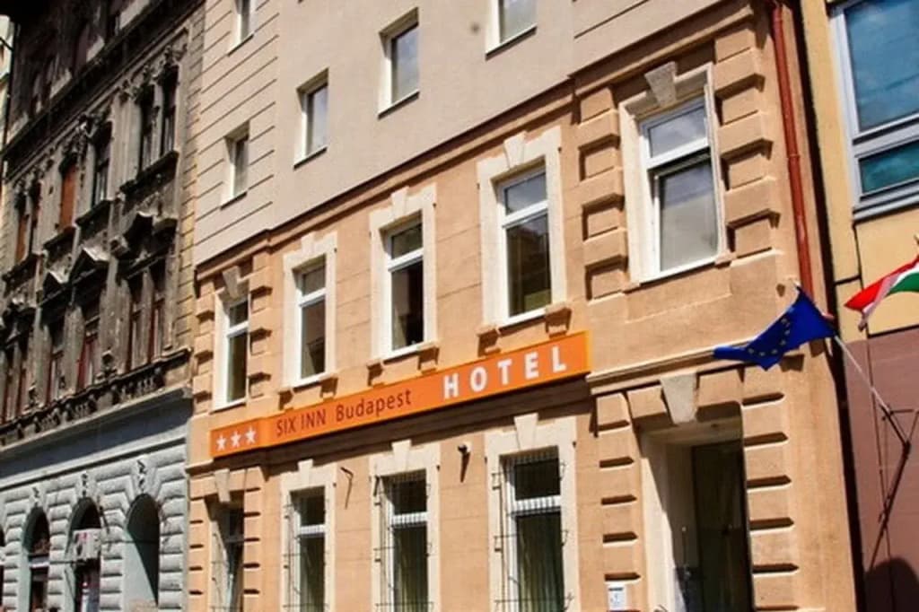 Six Inn Hotel - main photo