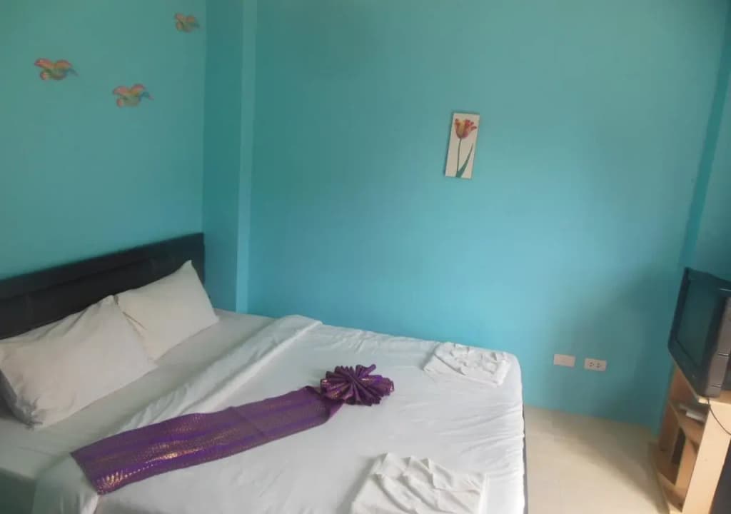 Neptune's Guesthouse - photo 5