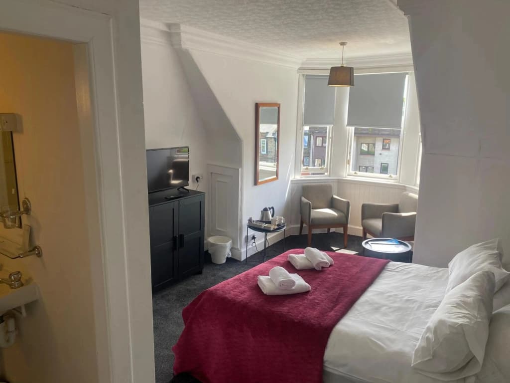Ellwyn House - photo 2