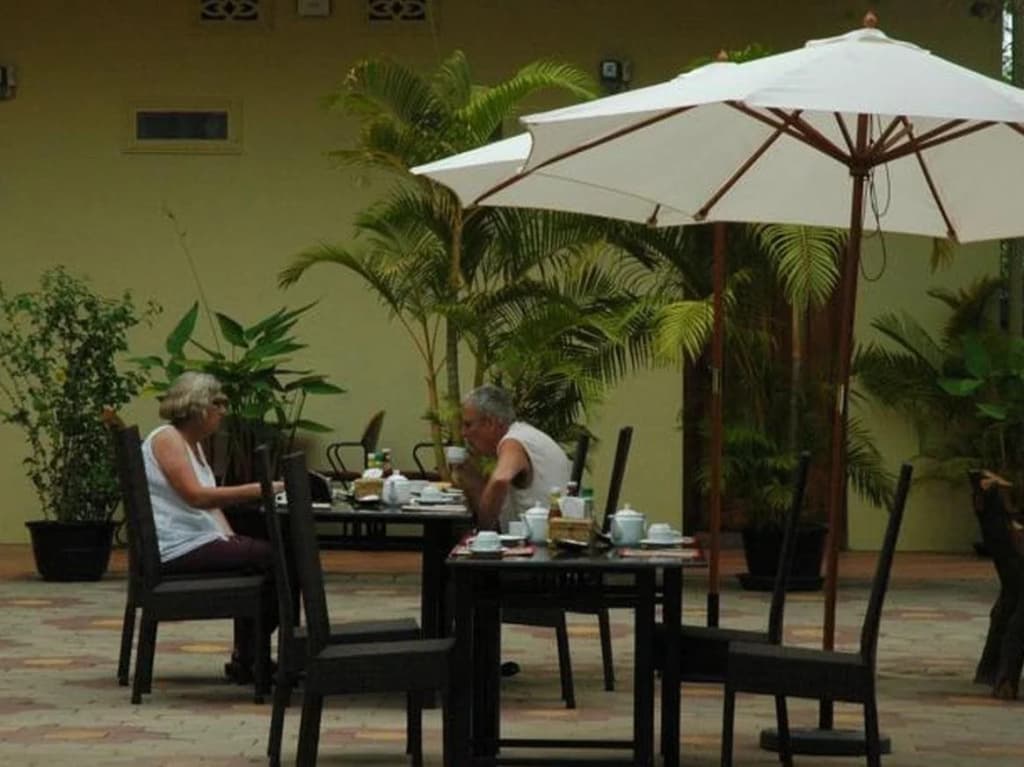Check Inn - photo 17