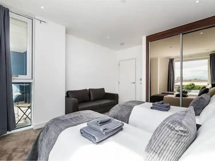 Pinto Tower Apartment - photo 2