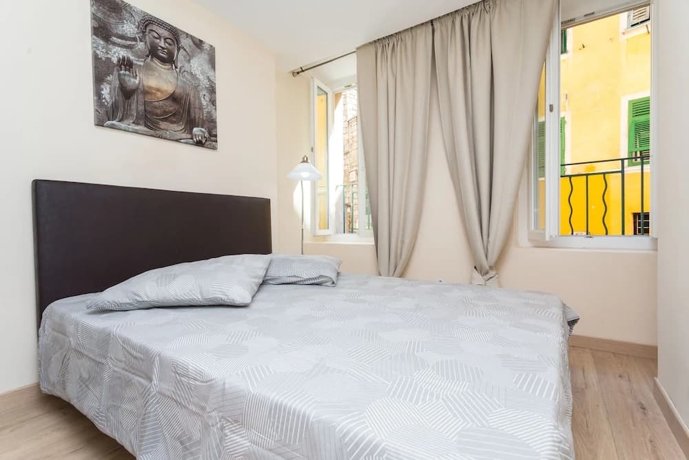 The Napoleon 2-BR Old Town - Terrace - photo 5