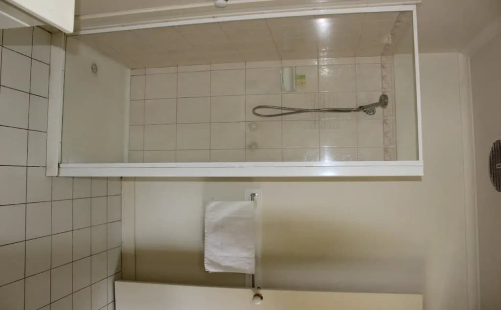 Ringwood Bardia Apartment - photo 7