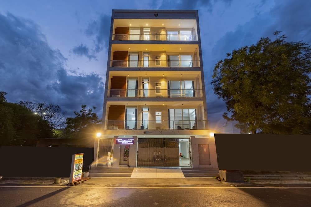 Yashobhoomi Suites near Yashobhoomi Convention Centre - photo 32