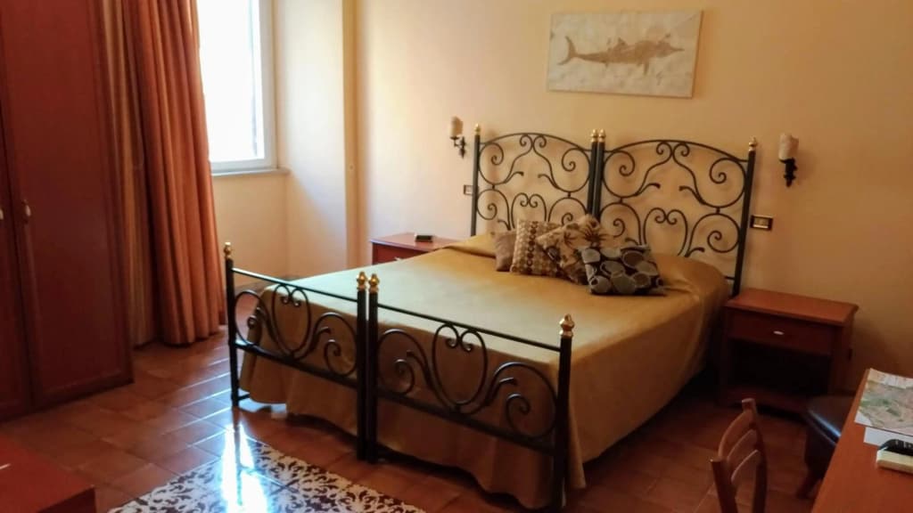 Nicolas Inn - photo 13