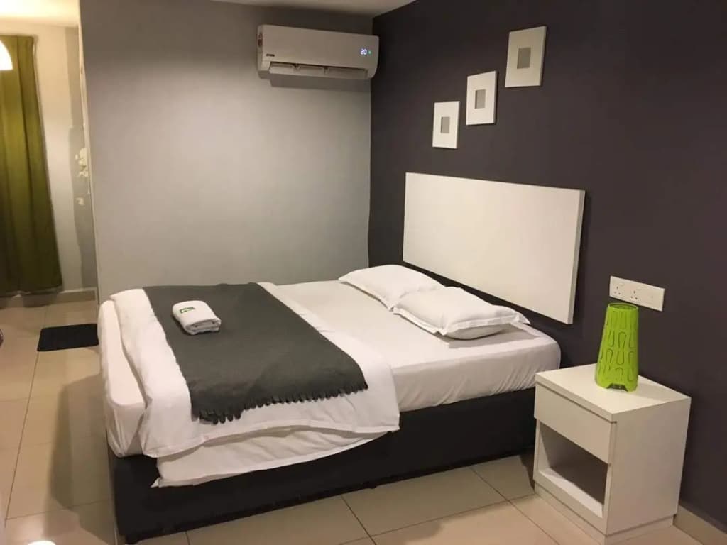 JP Hotel Jalan Stadium - photo 2