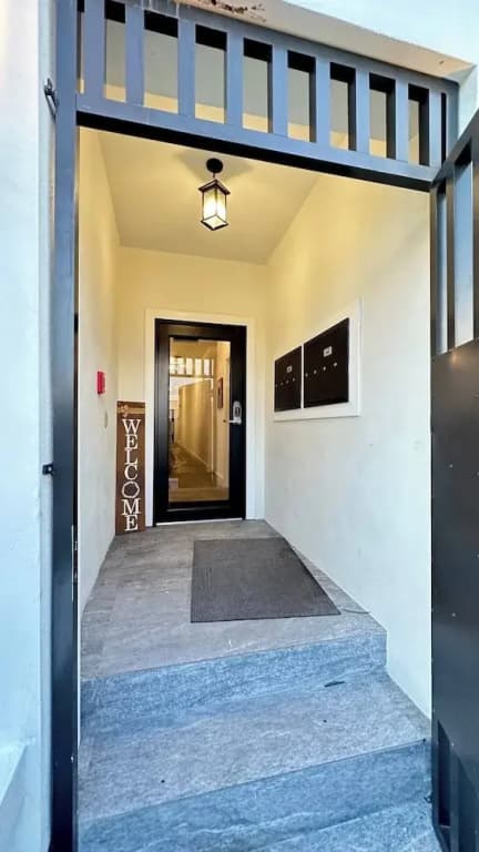 Stanza Design District Parking Laundry - photo 10