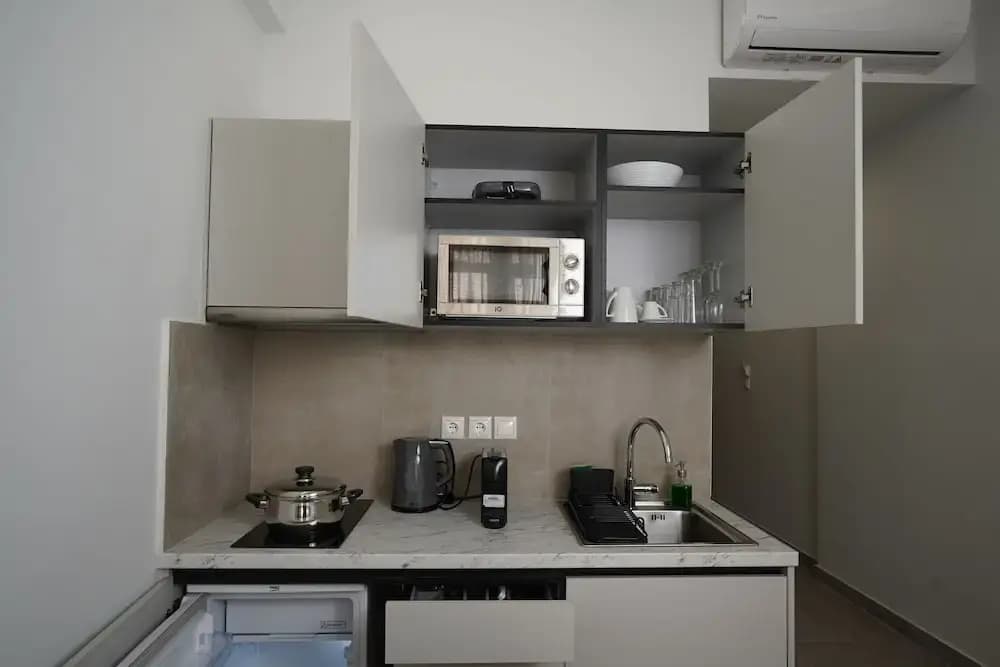 Tip Top Suites - photo 26