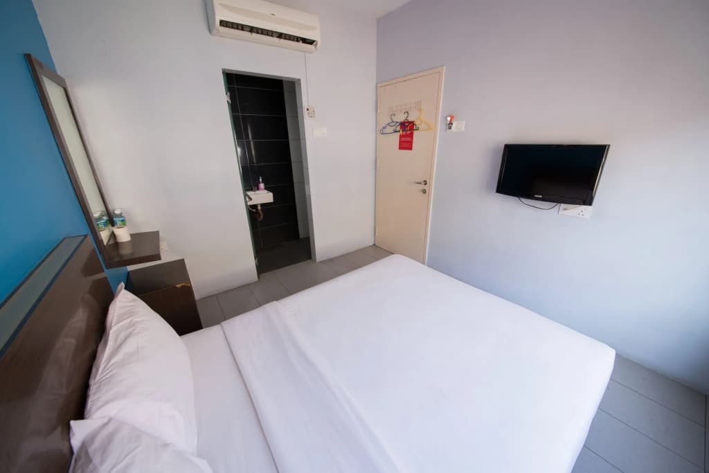 Golden Pearl Hotel Near Universiti Tun Hussein Onn Malaysia UTHM - photo 5