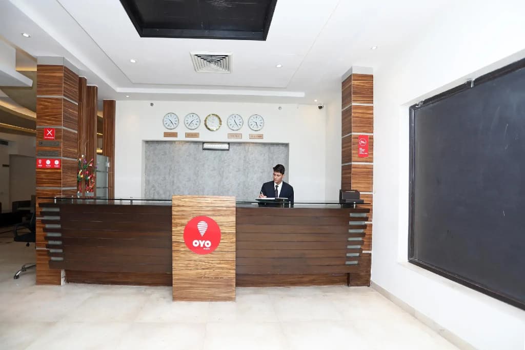 Hotel Glitz Westend Inn - photo 17