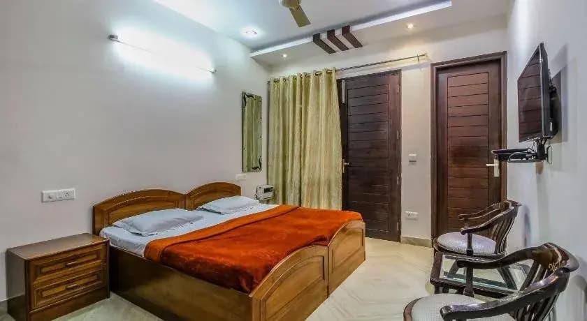 Stay Royal Bed  Breakfast - photo 11