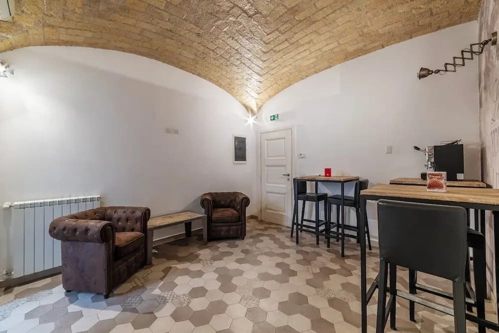 Major 93 Guesthouse - photo 12