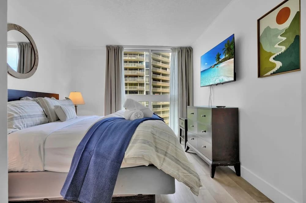 Serene Cozy Retreat with Balcony - photo 4