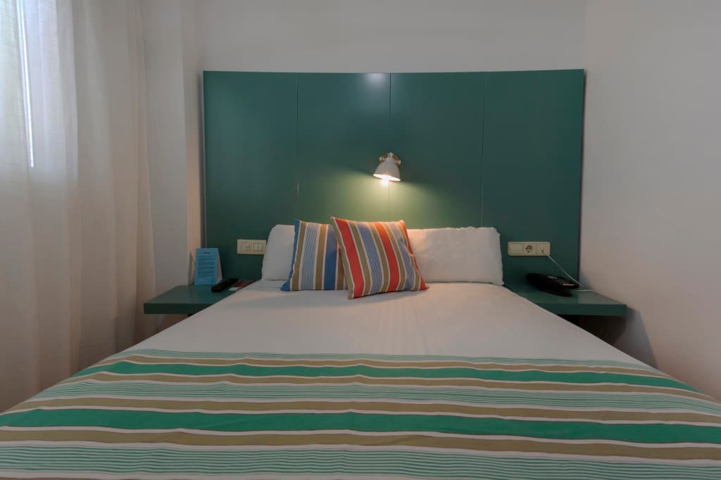 Yomo Hostal BCN Port - main photo