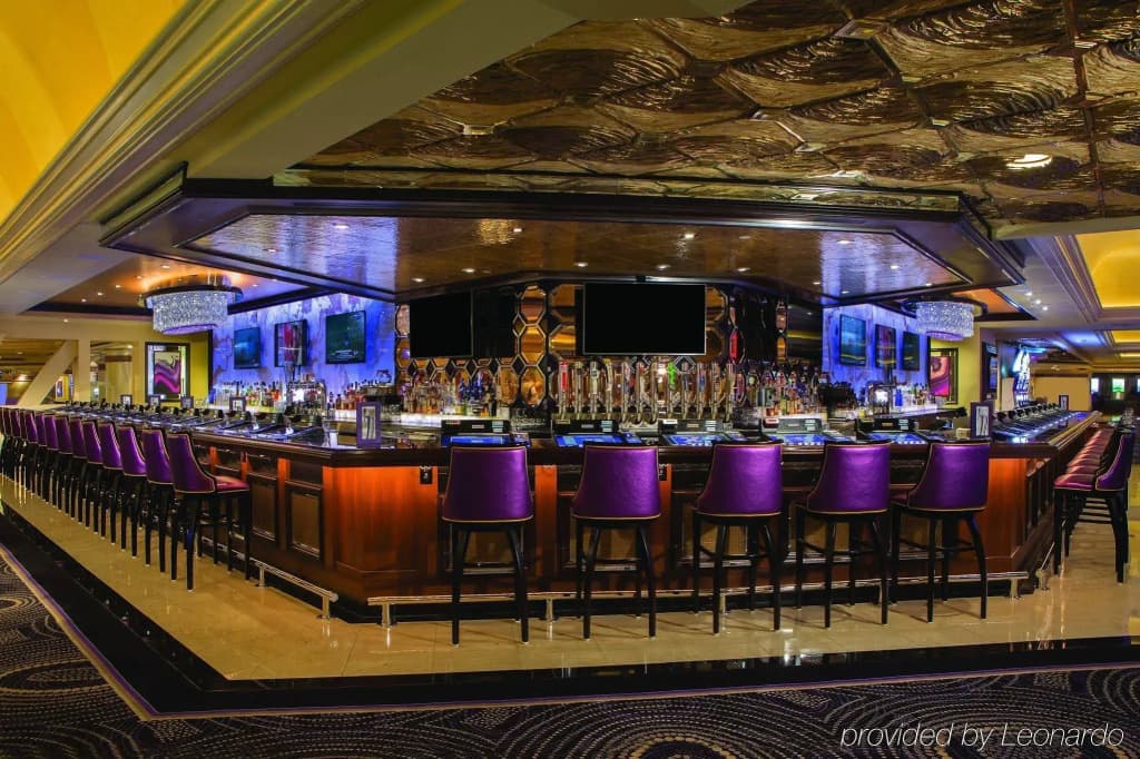 Harrah’s Las Vegas – A Caesars Rewards Destination - photo 23