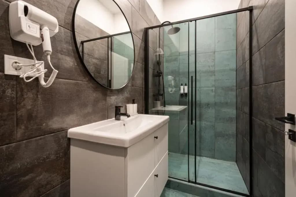 R38 - Artists luxury home - photo 6