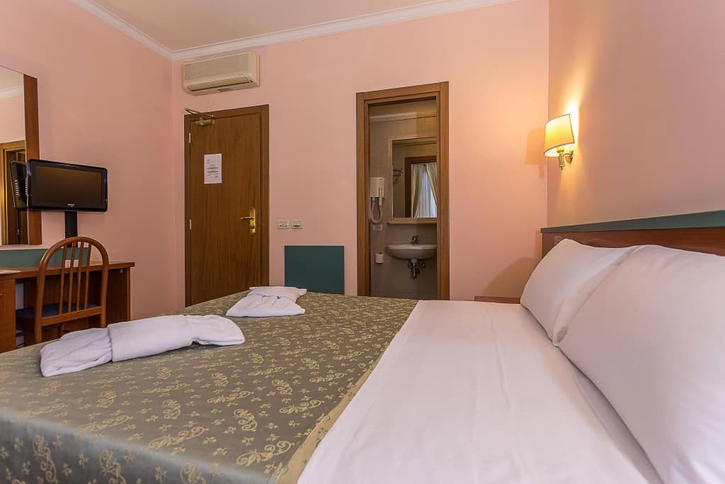 Hotel Center 3 - photo 3
