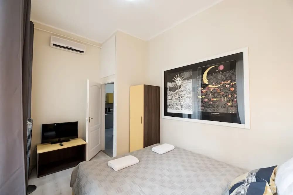 Budapest Easy Flats-Oktogon Lux Apartment - photo 5