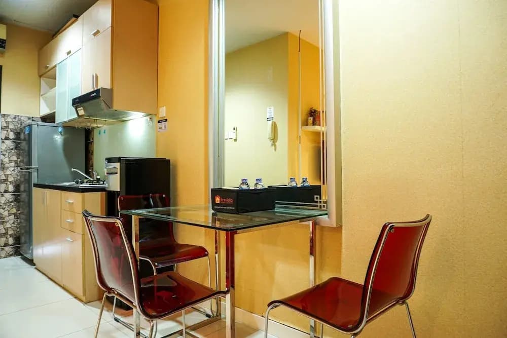 1BR Apartment at Cosmo Mansion near Grand Indonesia - photo 15