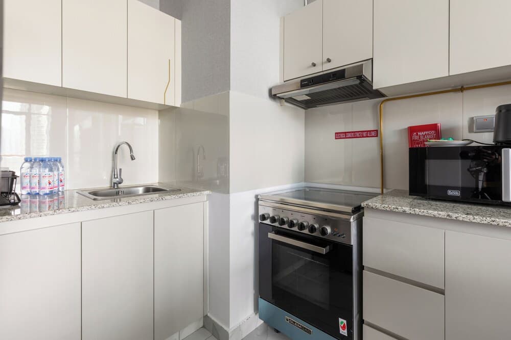 2BR Ultra Lux Canalfront Burj view - photo 21