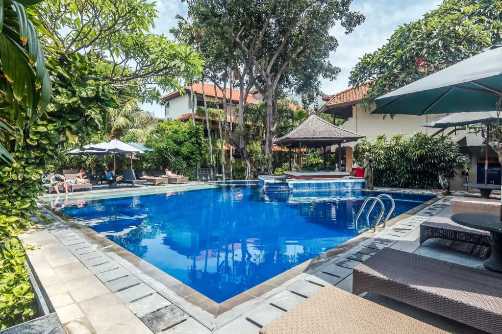 ZEN Rooms Seminyak Taman Petitenget - photo 12