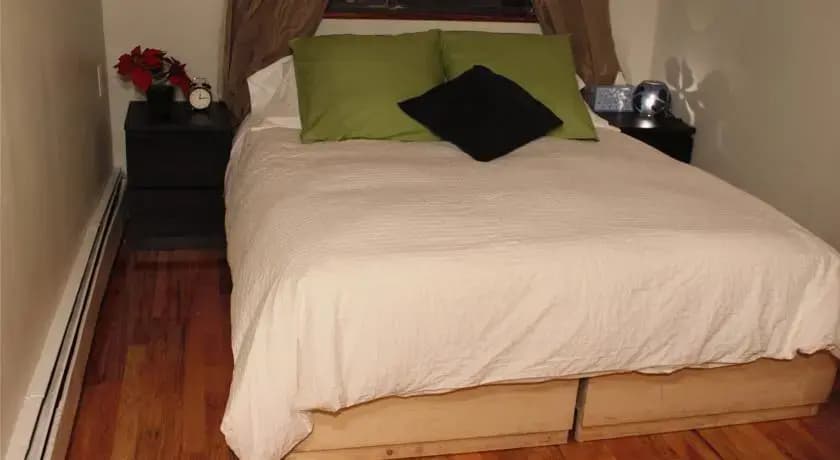 Smith Regency Three/Four-Bedroom Condominium - photo 2