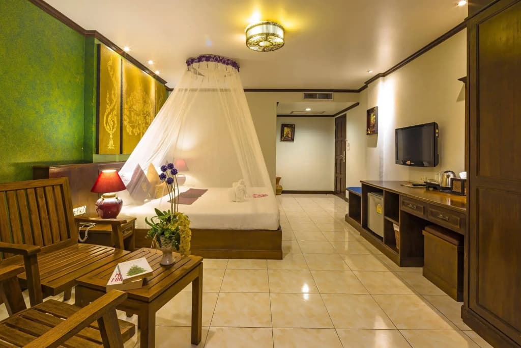 Tanawan Phuket Hotel - photo 20