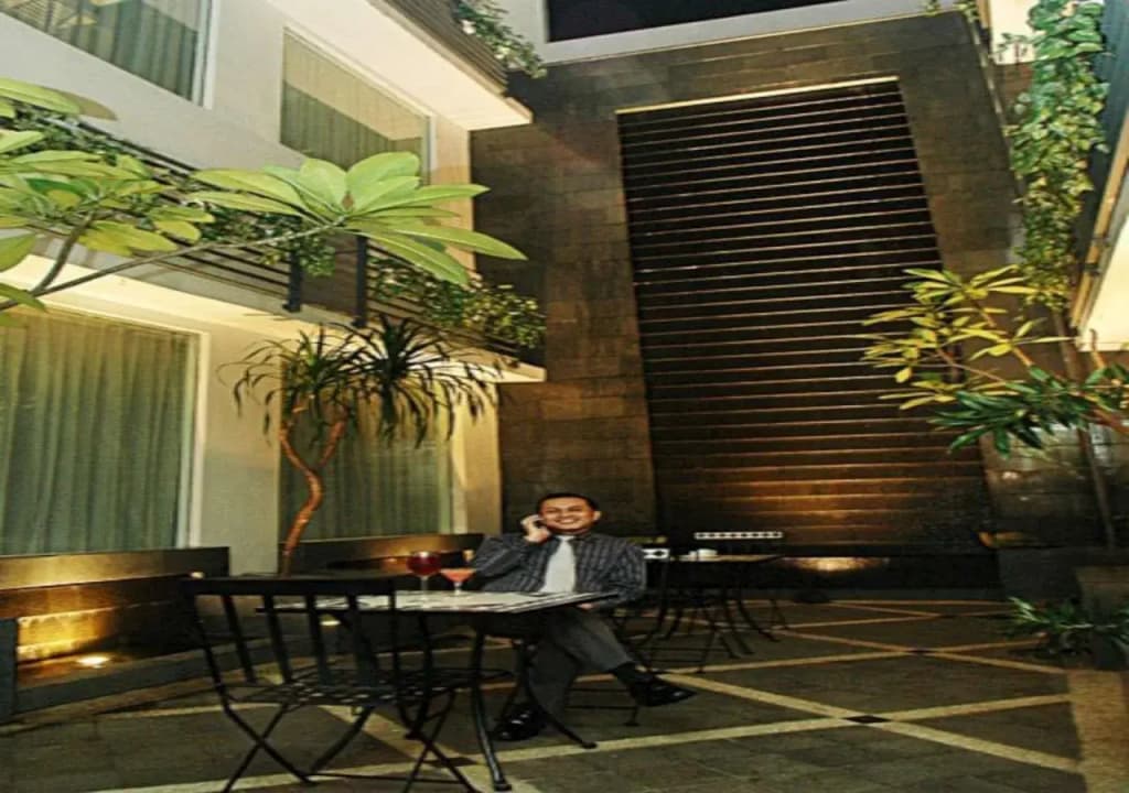 Cemara Hotel - photo 19
